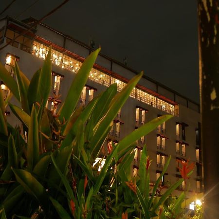 Meotel Purwokerto Exteriör bild