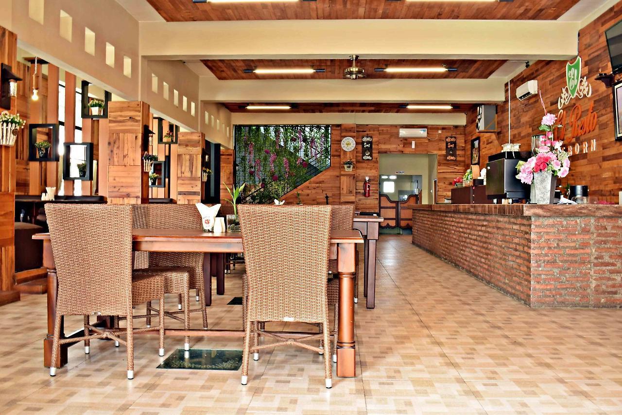 Meotel Purwokerto Exteriör bild