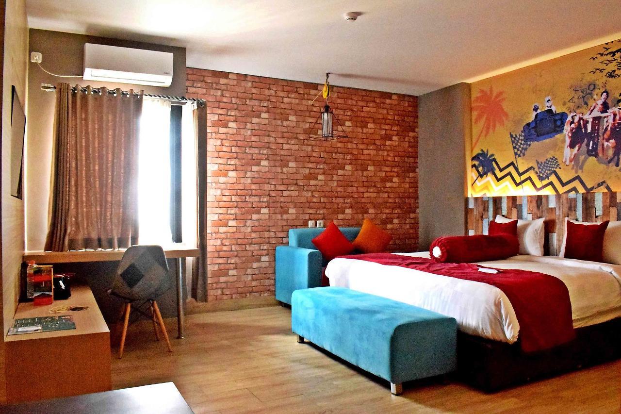 Meotel Purwokerto Exteriör bild
